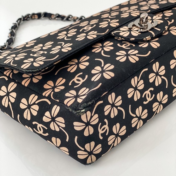 Chanel Shoulder Bag (3 Ways) - Picture 11 of 15